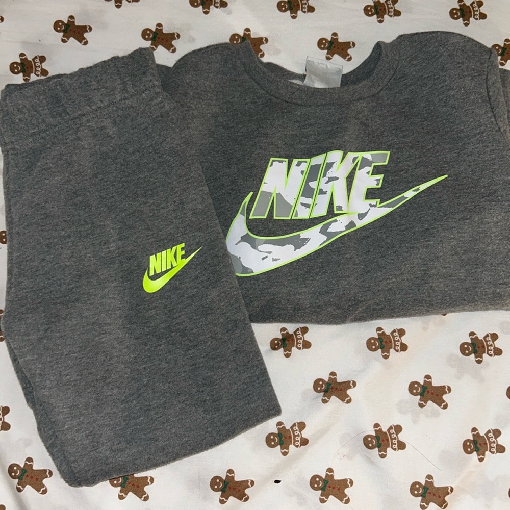 Nike